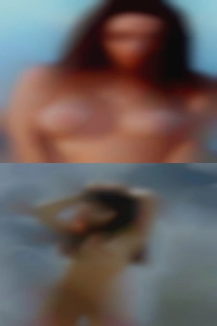 Play(s) with my swingers pussy.